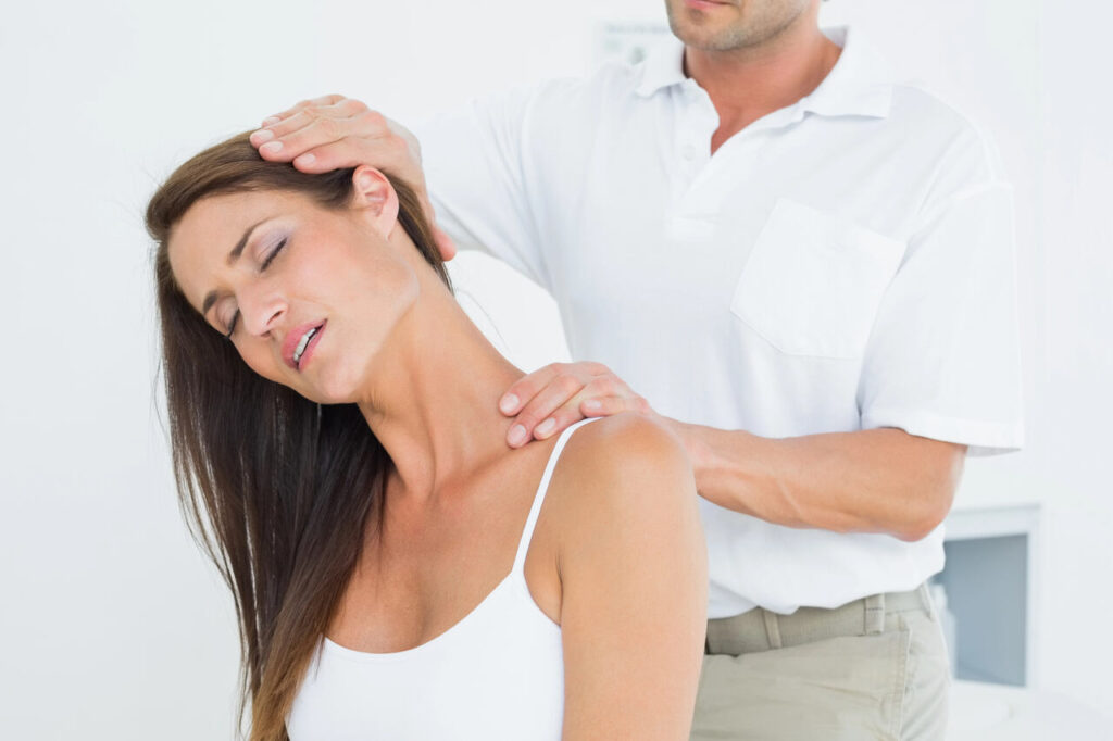 chiropractor for neck pain scarborough